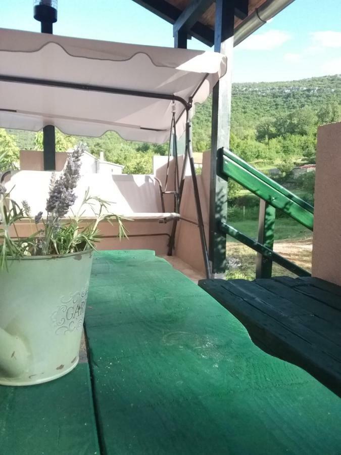 Holiday Home Jadric Osoje Kültér fotó